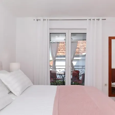 Lägenhet Rimanic Zadar