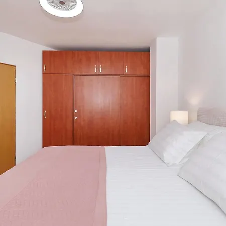 Lägenhet Rimanic Zadar