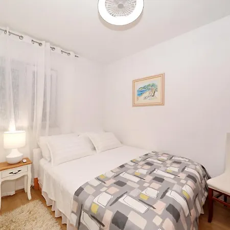 Rimanic Apartment *