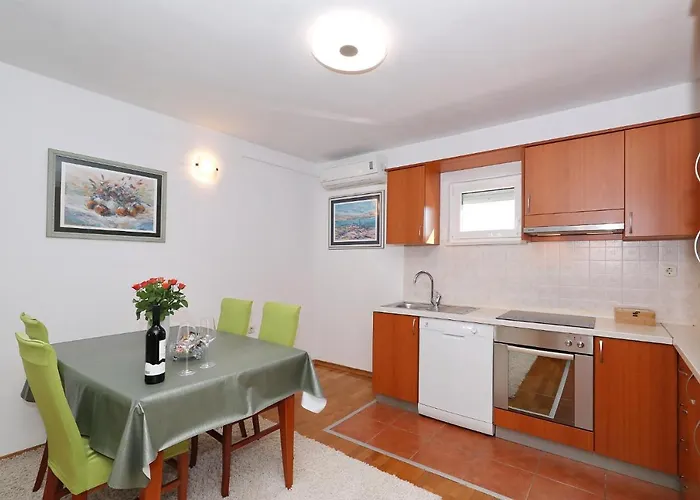 Rimanic 公寓 扎达尔